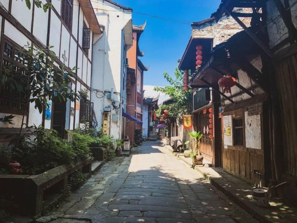 老旧的停车场3